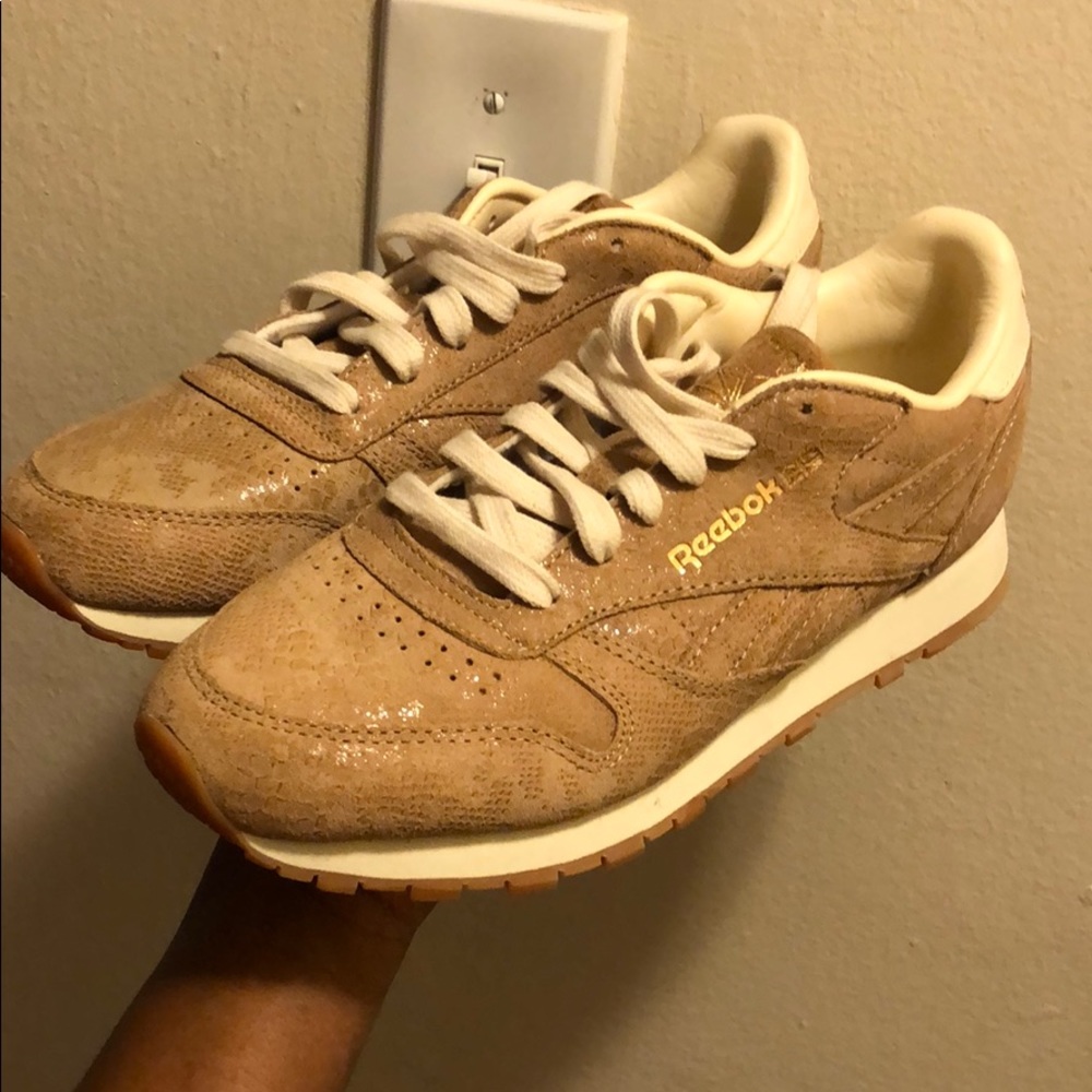 Women’s Reebok snake print